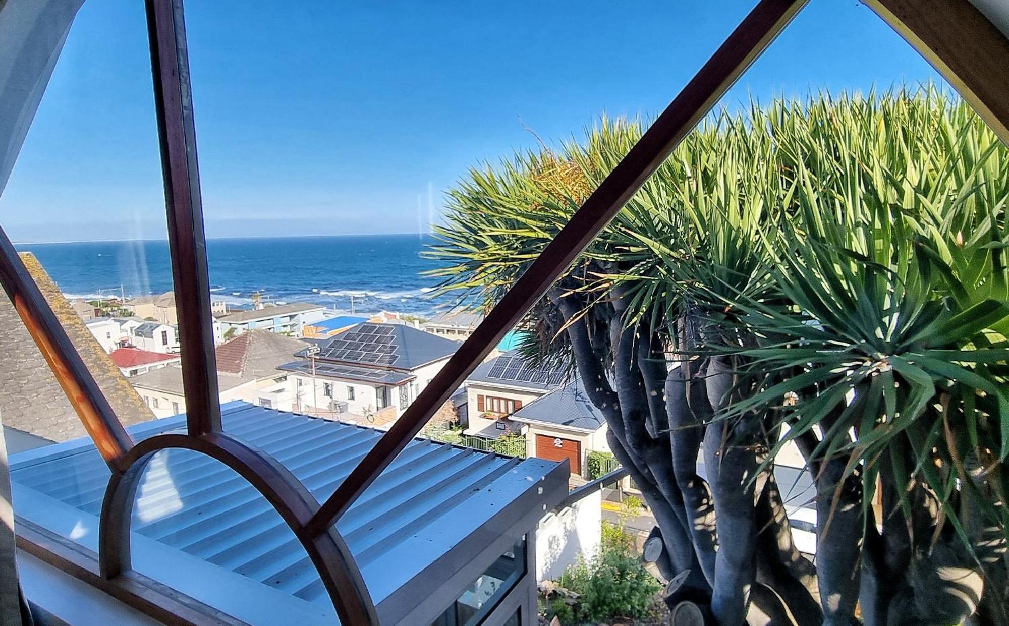 The Dragon Tree Guesthouse Kalk Bay Εξωτερικό φωτογραφία